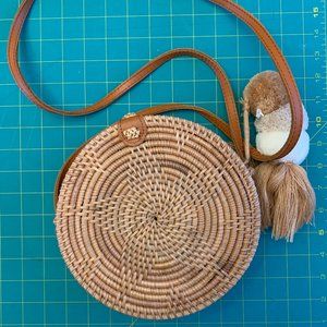 Woman's Crossbody Bamboo Round Purse